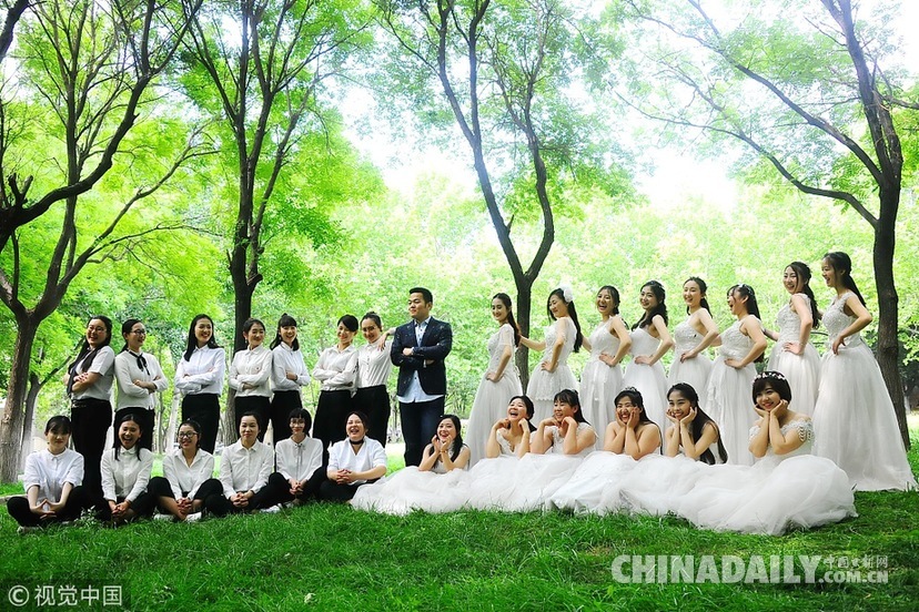 換個角度致敬青春 盤點那些“不一樣”的畢業(yè)照