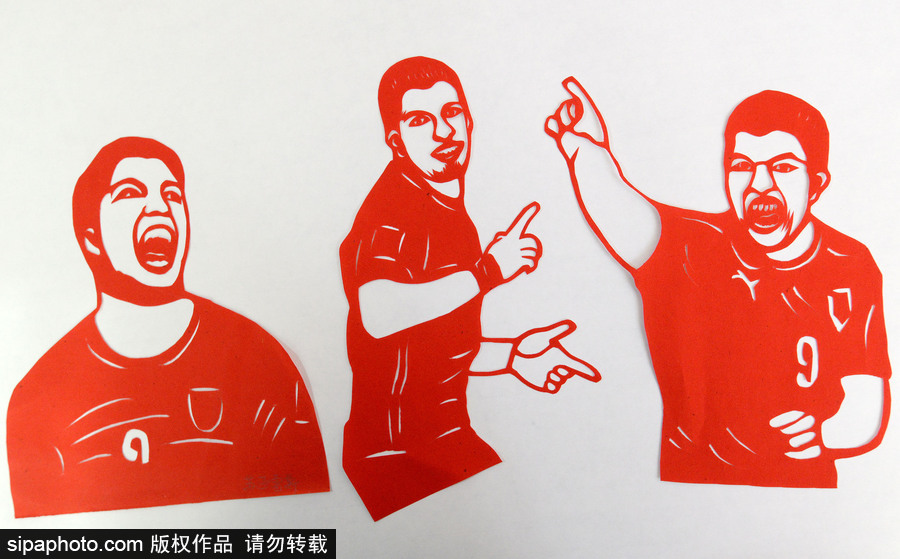 栩栩如生！河北阿姨巧手剪出世界杯球星