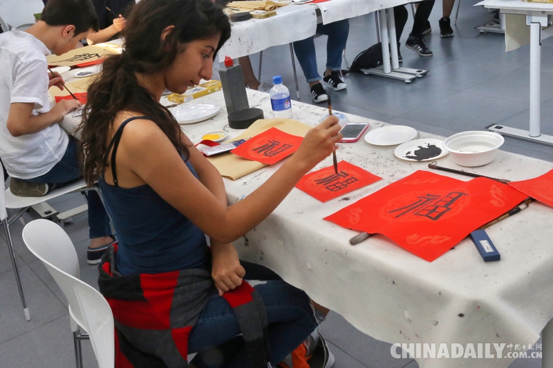 “中土希望之星”代表團(tuán)訪問中國(guó)美術(shù)館