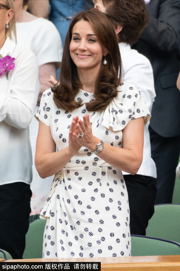 凱特、梅根兩位王妃同框亮相溫網觀戰 氣質優雅
