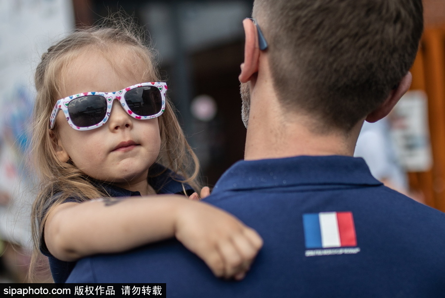 俄羅斯莫斯科“法國(guó)日”活動(dòng) 處處洋溢法蘭西元素