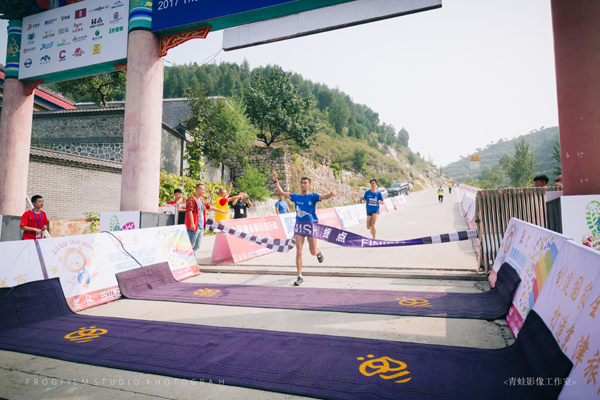 遷安第三屆國(guó)際長(zhǎng)城萬(wàn)人徒步大會(huì)即將開(kāi)啟 奧運(yùn)冠軍變身全民健身公益推廣大使