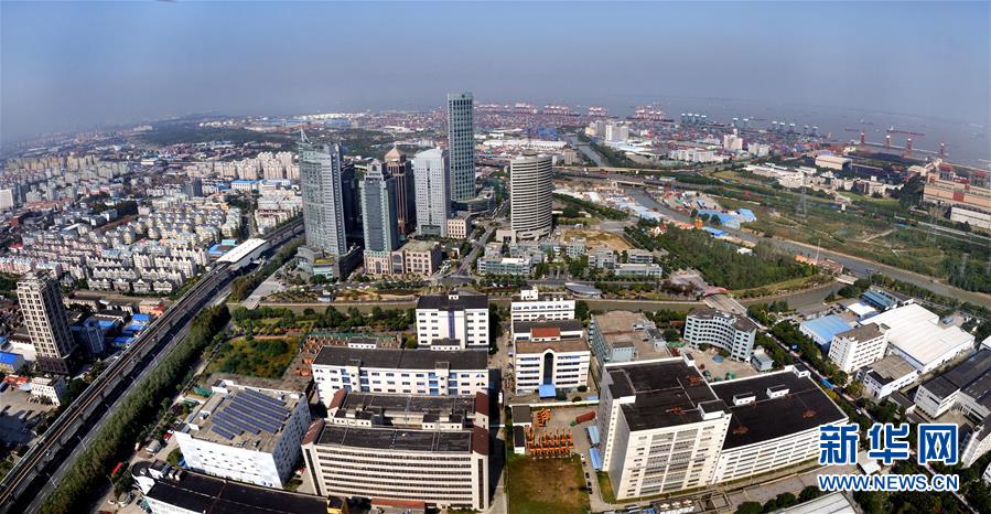 擘畫新時(shí)代中國(guó)發(fā)展新坐標(biāo)——深入推動(dòng)長(zhǎng)江經(jīng)濟(jì)帶發(fā)展述評(píng)