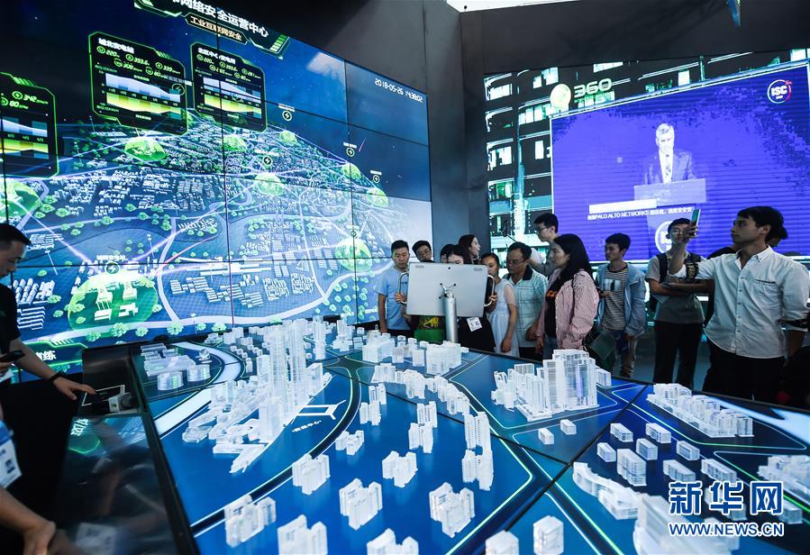 擘畫新時(shí)代中國(guó)發(fā)展新坐標(biāo)——深入推動(dòng)長(zhǎng)江經(jīng)濟(jì)帶發(fā)展述評(píng)