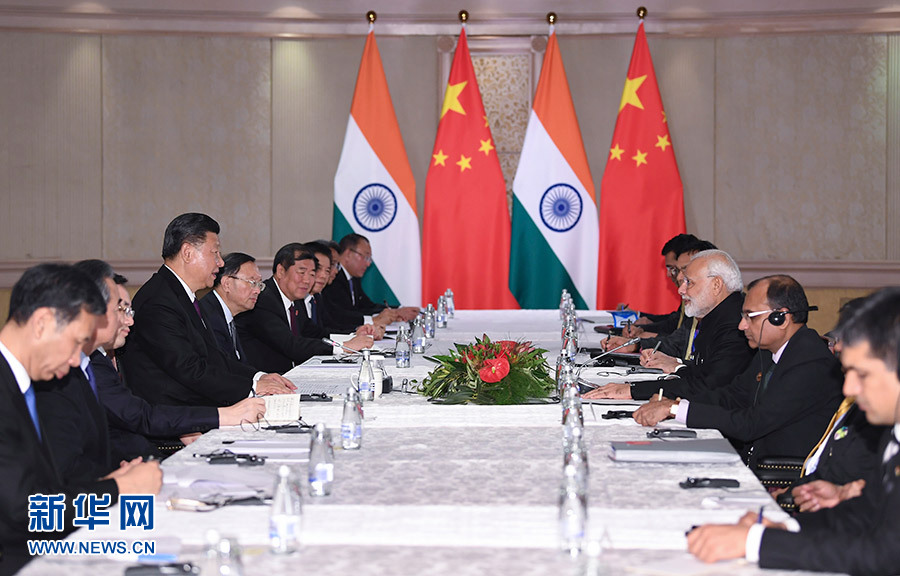 習近平會見印度總理莫迪