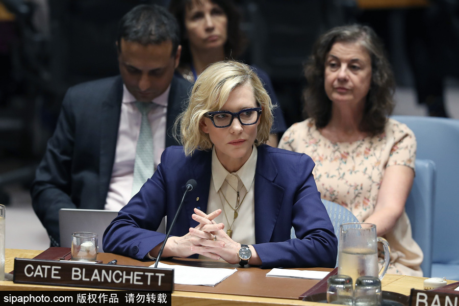 大魔王氣場超強(qiáng)！好萊塢女星凱特·布蘭切特現(xiàn)身聯(lián)合國會議