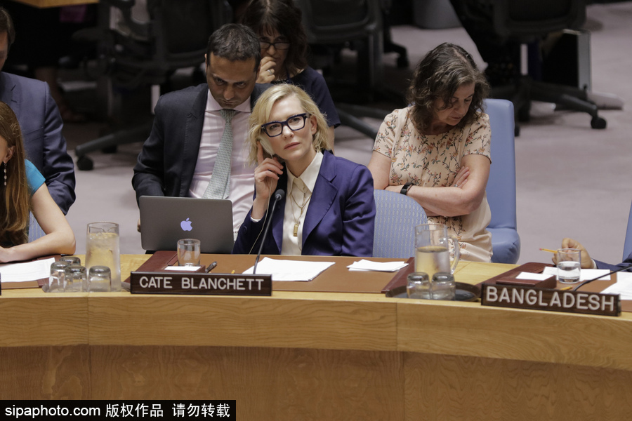 大魔王氣場超強！好萊塢女星凱特·布蘭切特現(xiàn)身聯(lián)合國會議