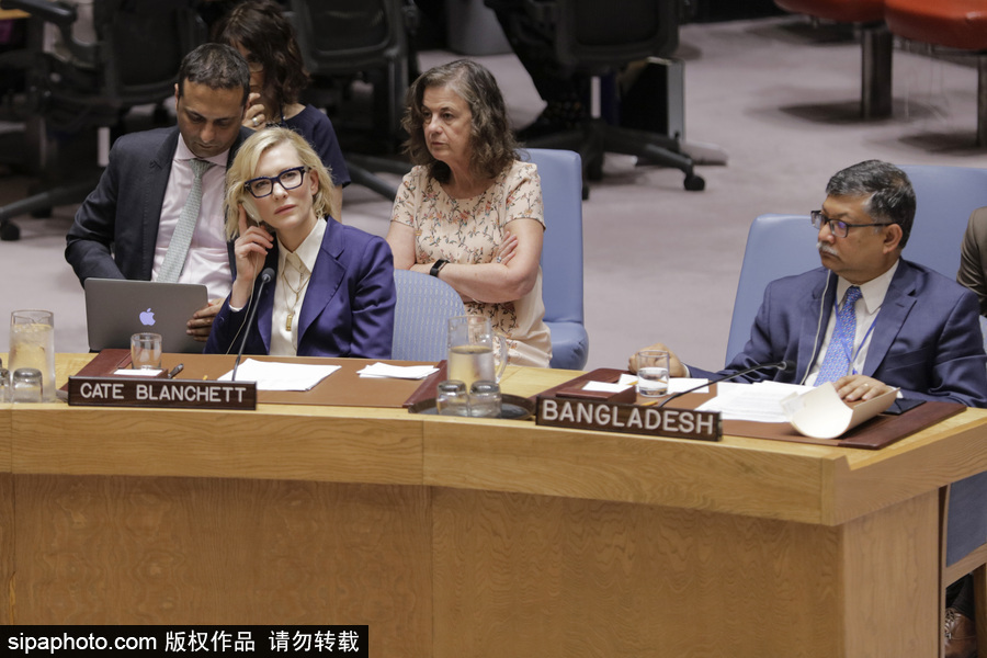 大魔王氣場超強！好萊塢女星凱特·布蘭切特現(xiàn)身聯(lián)合國會議
