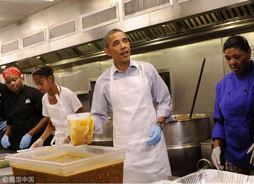 普京化身大廚做煎餅！這些大佬上得廳堂下得廚