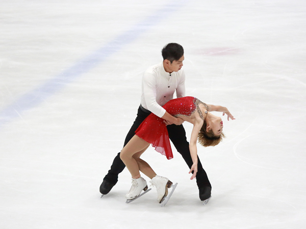 全國花滑大獎(jiǎng)賽青島落幕，金博洋新節(jié)目很“瘋狂”