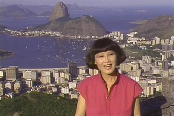 上世紀(jì)末的“國(guó)民女神”什么樣？外媒贊她“用一支支口紅改變中國(guó)形象”丨40年40人