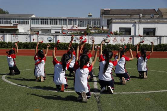 “中國農村改革第一村”--小崗村孩子們的課間活動