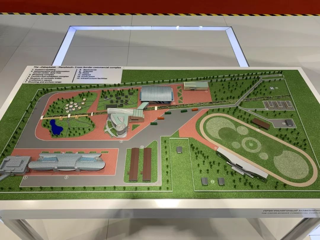 時政新聞眼｜開幕式結束后，習近平“巡館”看了些什么？