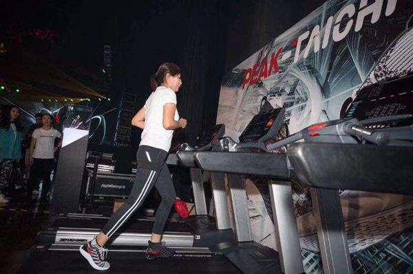 匹克發布科技“態極” 自適應功能創造完美穿著體驗