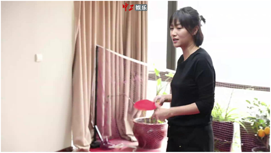 徐靜蕾魯豫大聊凍卵話題 鏡頭前細(xì)數(shù)男友優(yōu)點