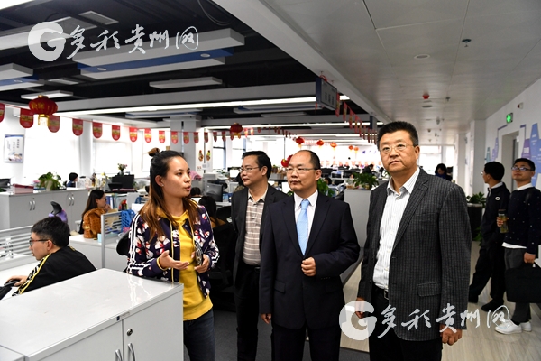 【領航新征程】宣講員來到網(wǎng)站里 不忘初心添動力