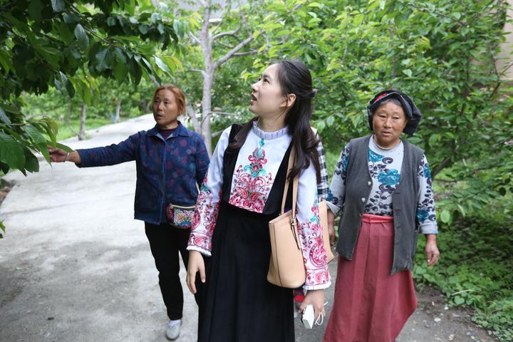 汶川地震震后十年：90后親歷者靠賣山貨月入30萬(wàn)