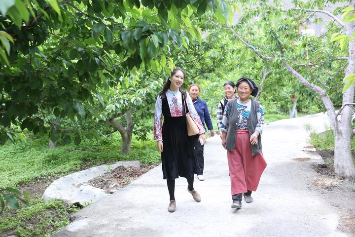 汶川地震震后十年：90后親歷者靠賣山貨月入30萬(wàn)